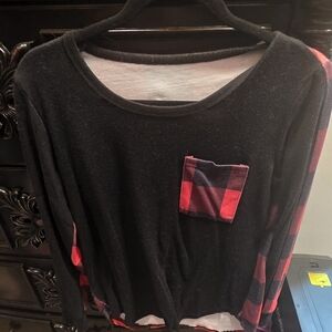 Black and Red Plaid Long Sleeve Top